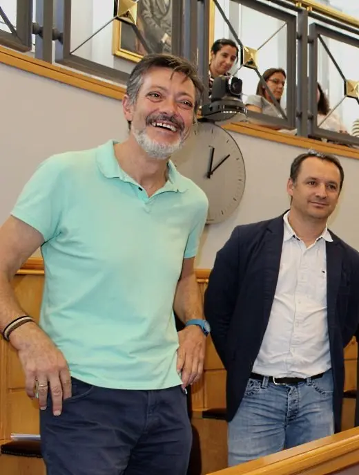 <p>Este venres acord&aacute;ronse achegas a iniciativas tur&iacute;sticas e culturais, como o <strong>Cami&ntilde;o dos Faros</strong>, o<strong> Rel&aacute;xate</strong> en Laxe ou o <strong>Fairway Forum</strong> en Compostela. Por&eacute;m, as iniciativas m&aacute;is not&aacute;beis, nas que o BNG Asembleas Abertas participou xunto aos demais grupos ag&aacute;s o PP foron a demanda ao Parlamento para que a Xunta tome dunha vez a iniciativa para crear entre todos <strong>unha nova pol&iacute;tica para o monte galego</strong>, e tam&eacute;n <strong>o apoio a CUAC FM</strong> diante dun novo ataque &aacute; liberdade de expresi&oacute;n desde os gobernos da dereita.</p>
