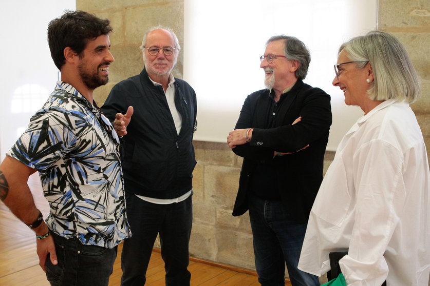 Couto, con Lorenzo, Lobato e Lozano, na inauguración da mostra