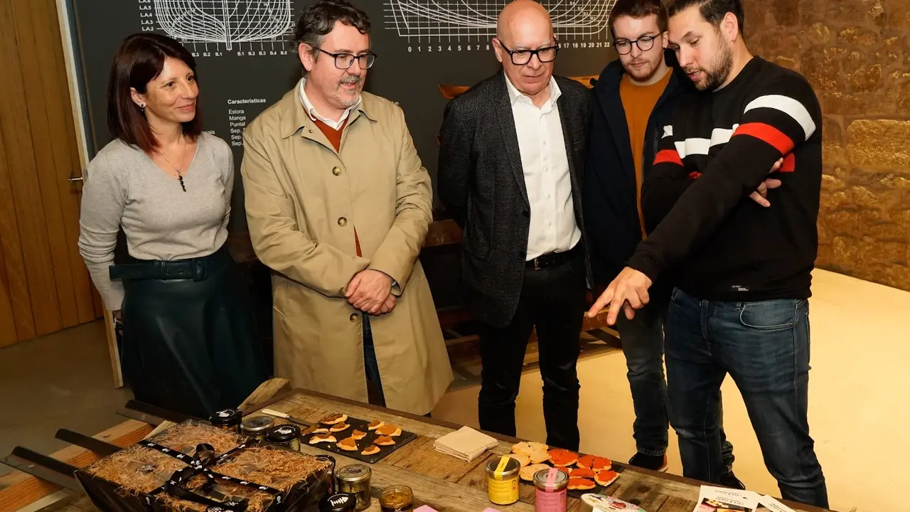 Agra e Regueira, na visita hoxe ao Estaleiro de Cipri&aacute;n