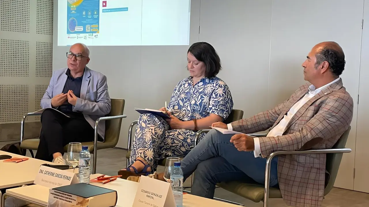 Regueira, durante a s&uacute;a intervenci&oacute;n na inauguraci&oacute;n do curso