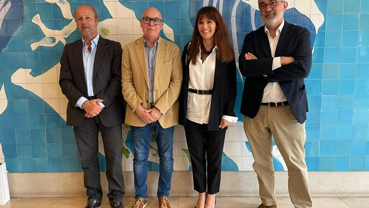 Regueira, con representantes da C&aacute;mara de Matosinhos