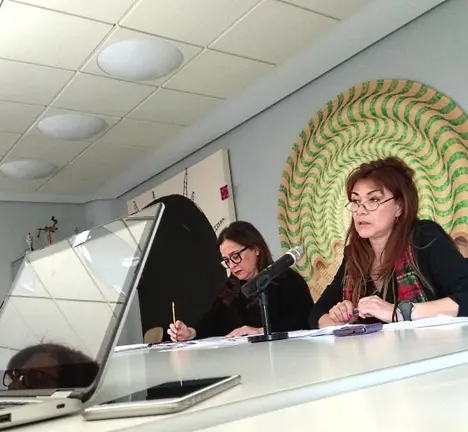 &Aacute;nxela Franco e Carolina Buhigas esta ma&ntilde;&aacute; durante a presentaci&oacute;n
