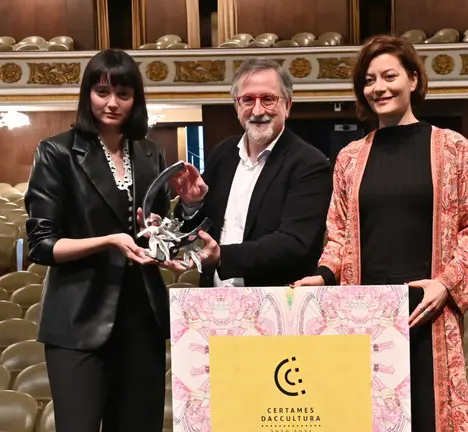 Couto, con Carmen M&eacute;ndez e Lidia Veiga, na presentaci&oacute;n da gala