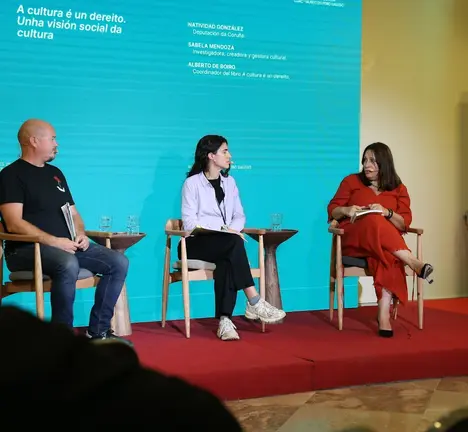 Natividade Gonz&aacute;lez, durante a s&uacute;a intervenci&oacute;n hoxe no Museo do Pobo